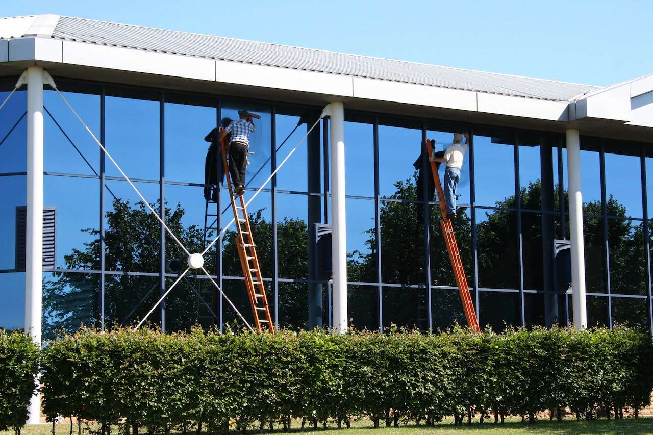 commercial window cleaning services grand rapids mi